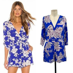 Yumi Kim Liz Silk Romper Tahiti Sunrise Royal Blue Floral Print Size Medium‎